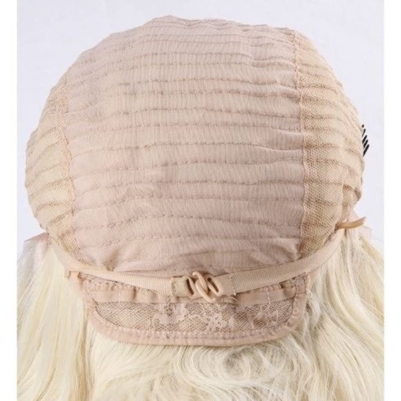 Blonde Wavy Lace Front Wig - Picture 5 of 6